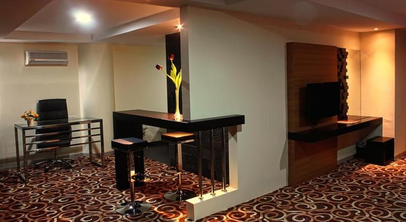 89 Hotel Batam Exterior foto